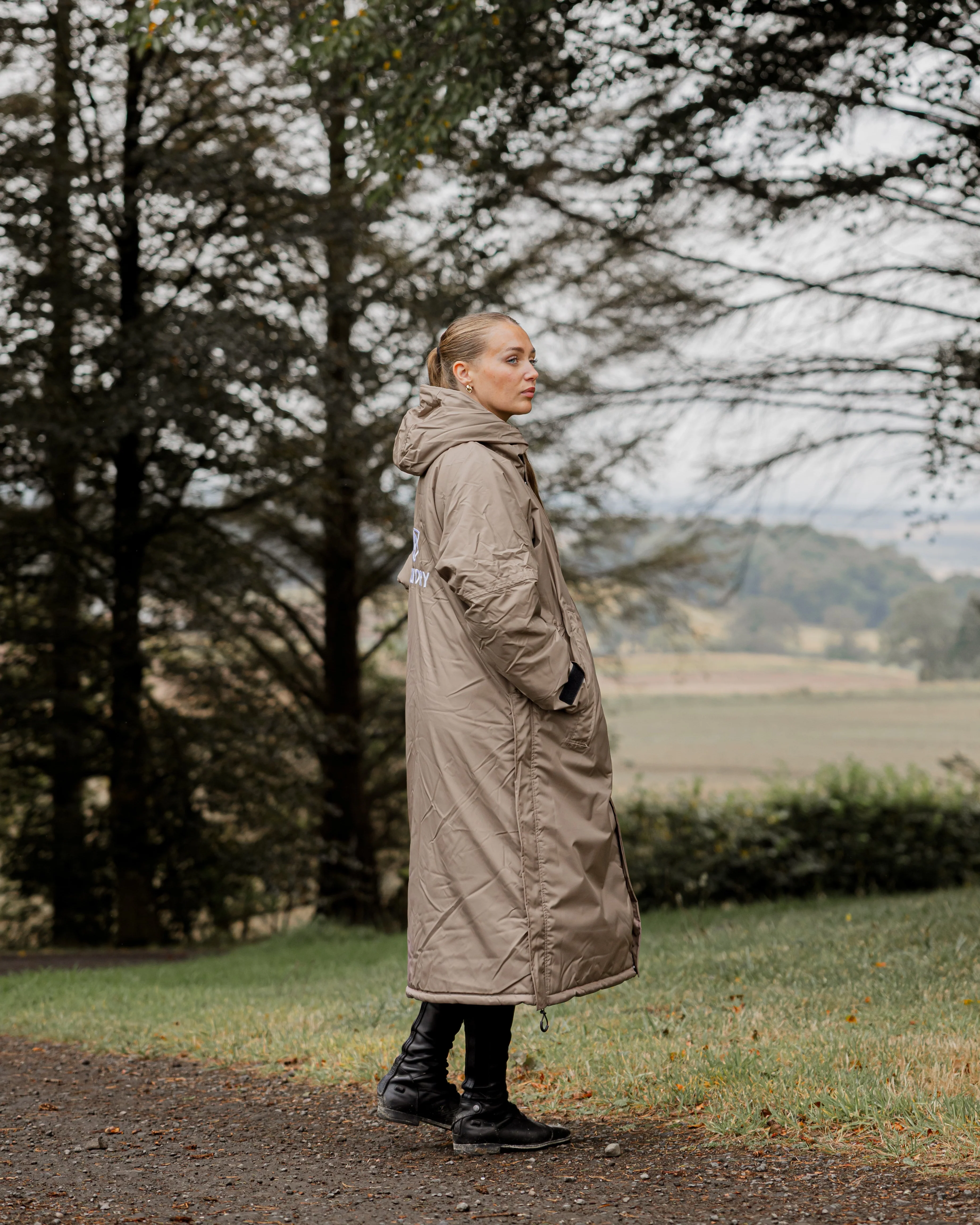 Evolution Women's | Thick Fleece | Taupe - Image 11