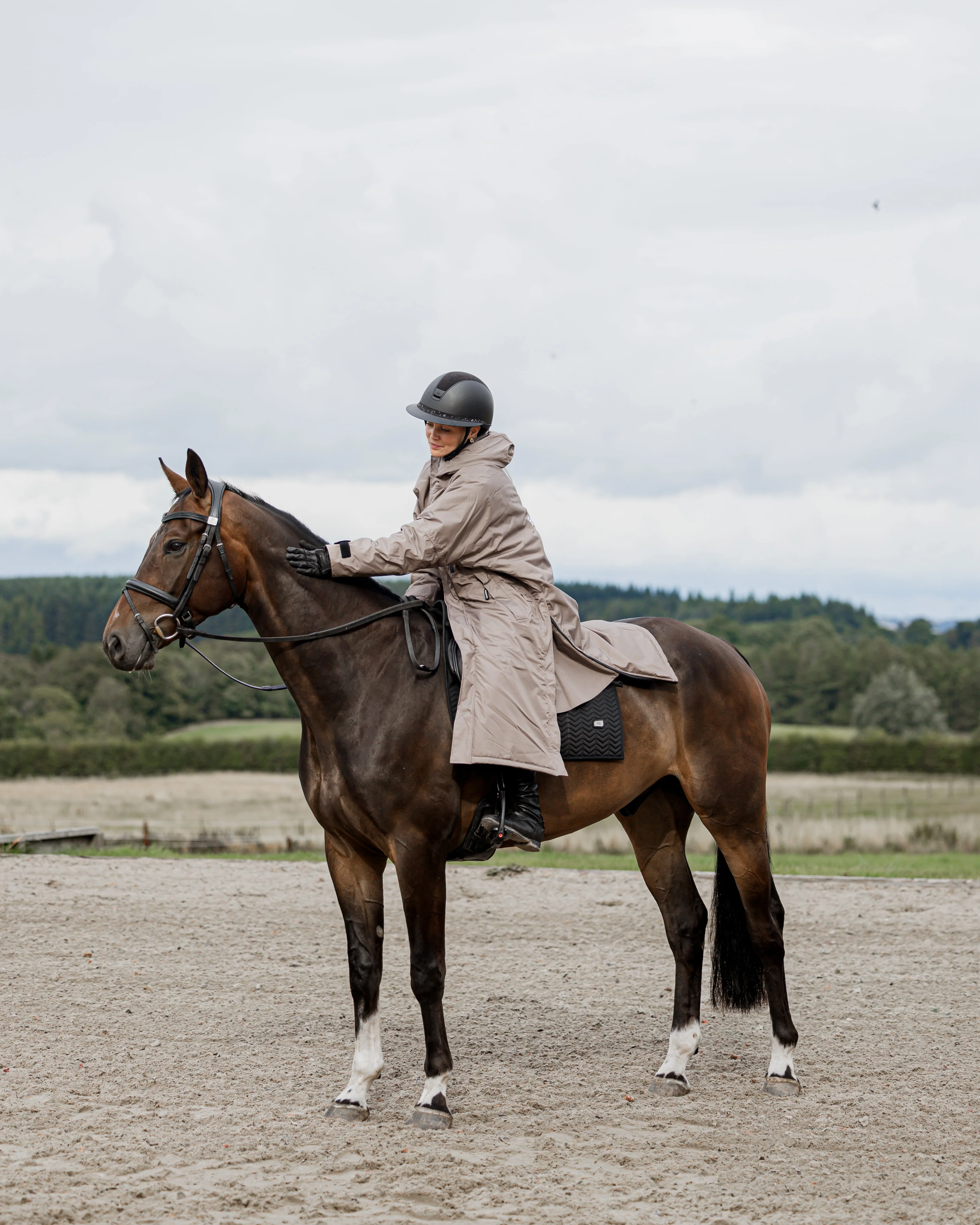 Evolution Women's | Thick Fleece | Taupe - Image 13