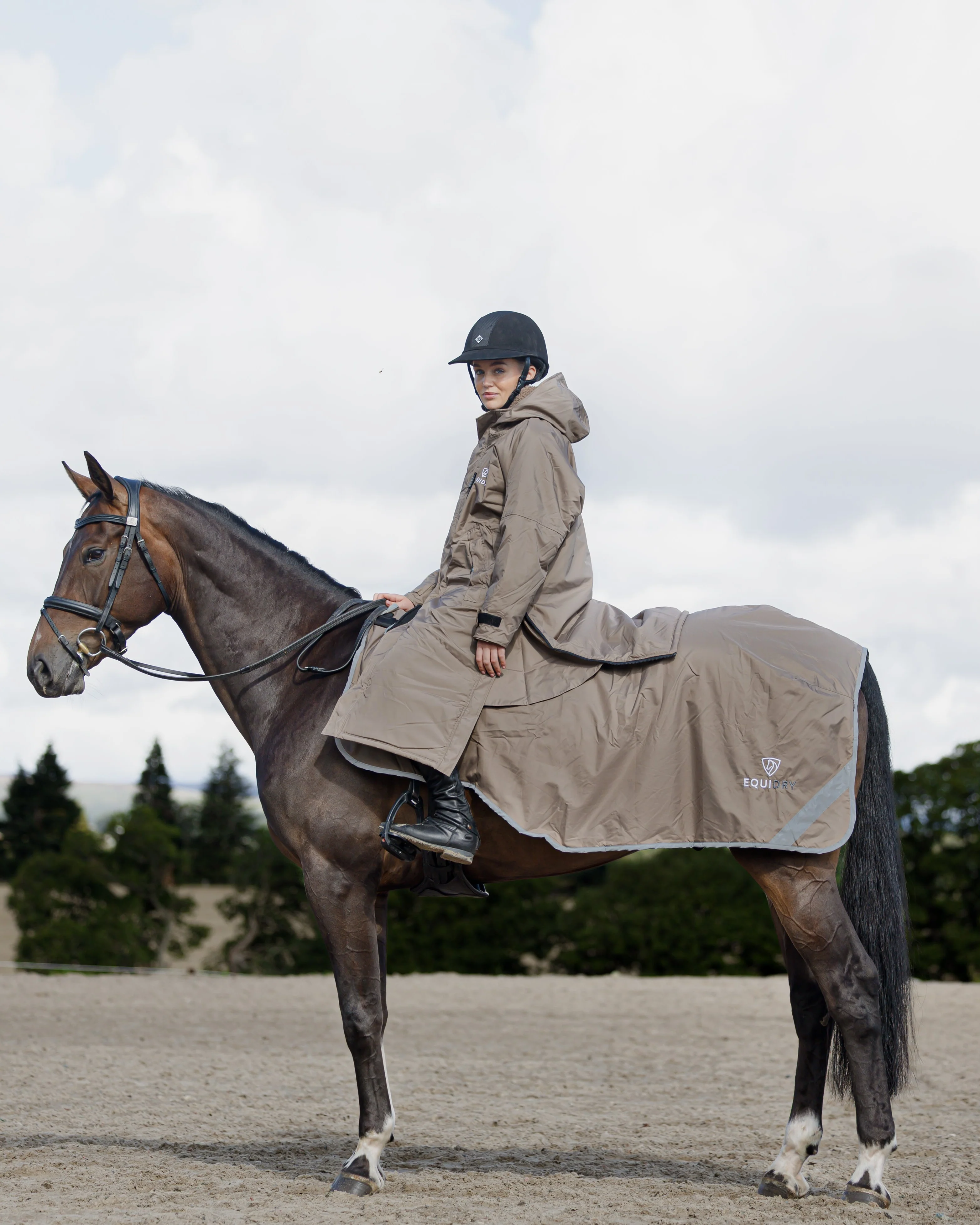 Waterproof Exercise Sheet Thick | Taupe - Image 2