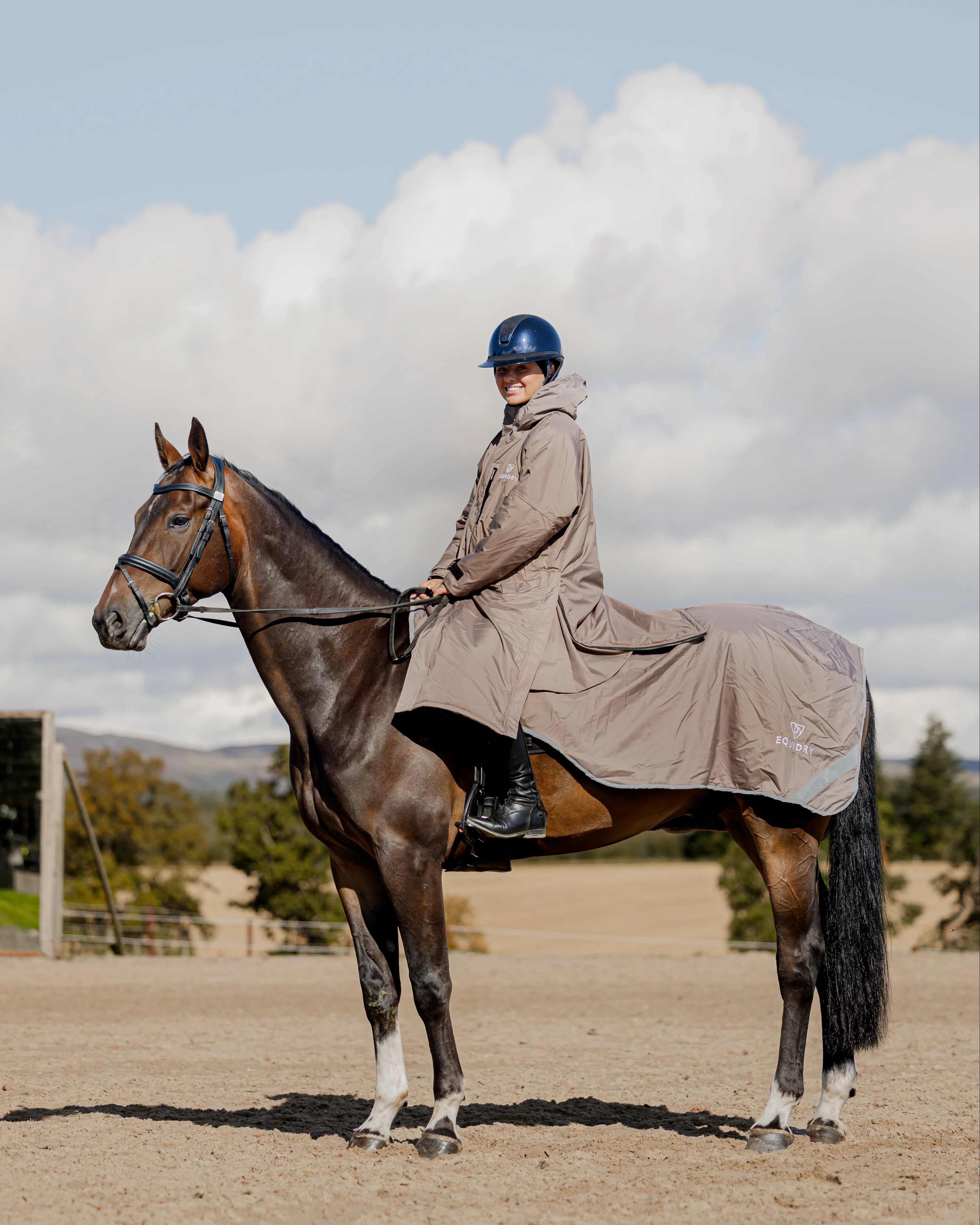 Waterproof Exercise Sheet Thick | Taupe - Image 4