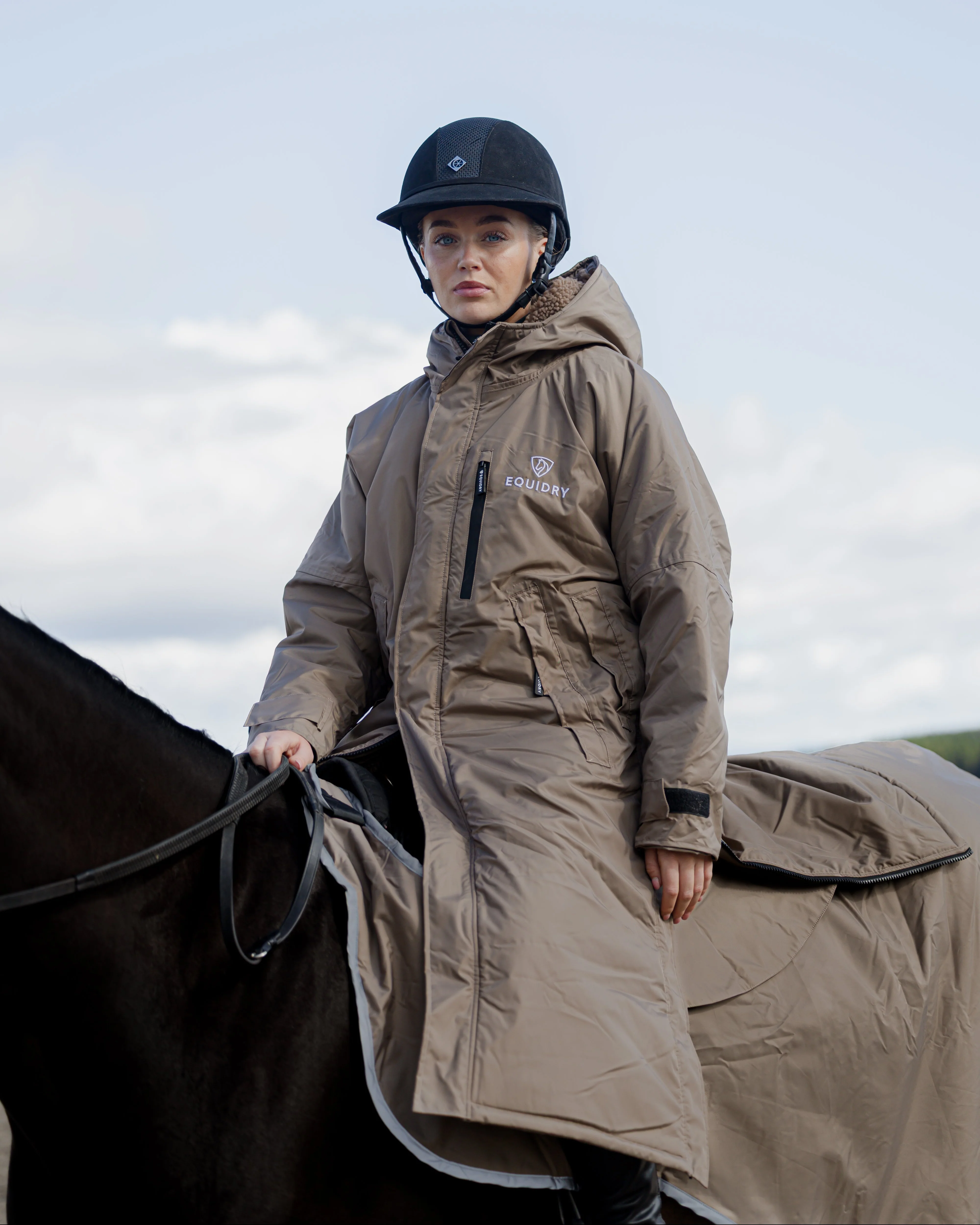 Waterproof Exercise Sheet Thick | Taupe - Image 5