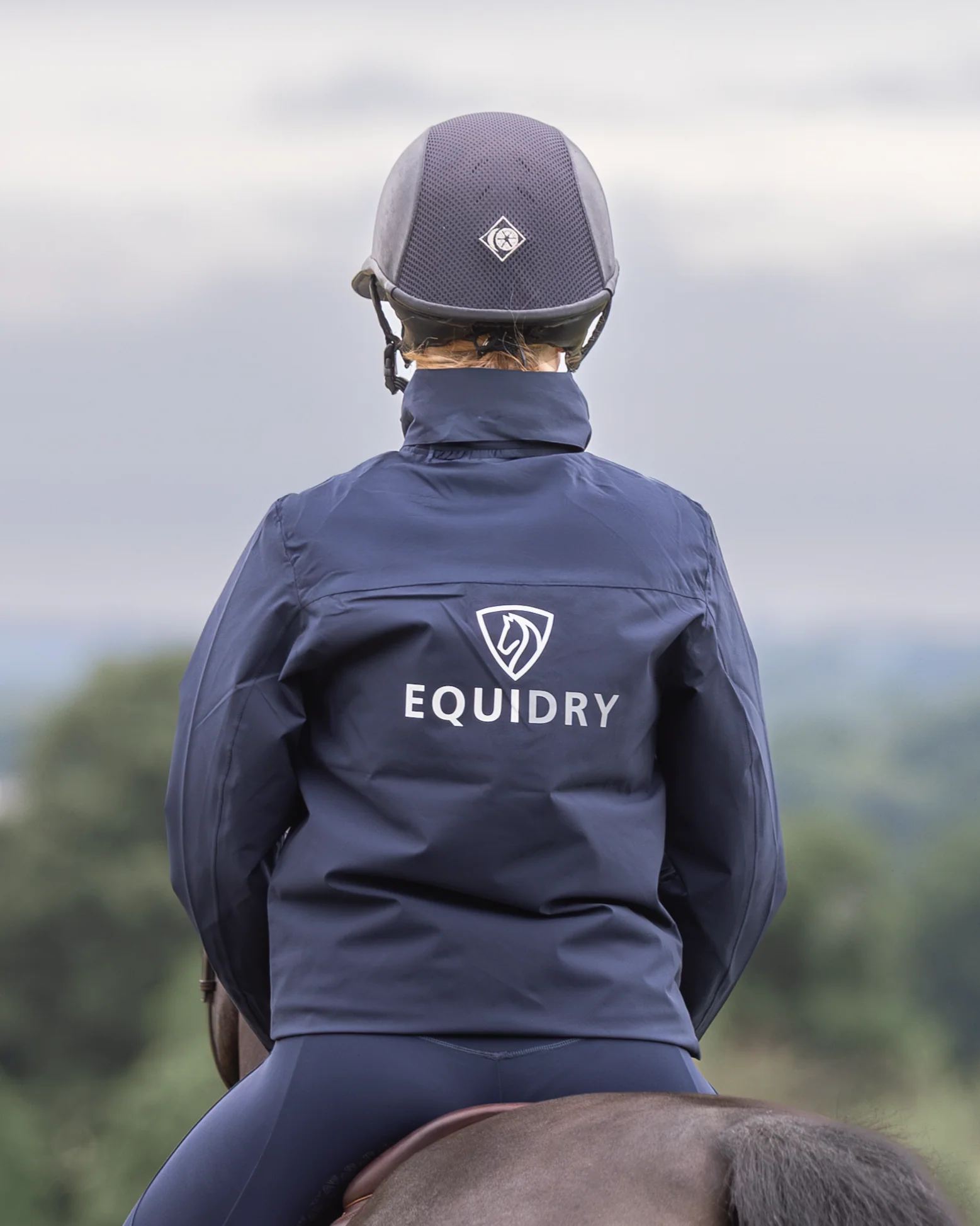 Nimbus Waterproof Pack Away Jacket | Women's | Navy - Image 10