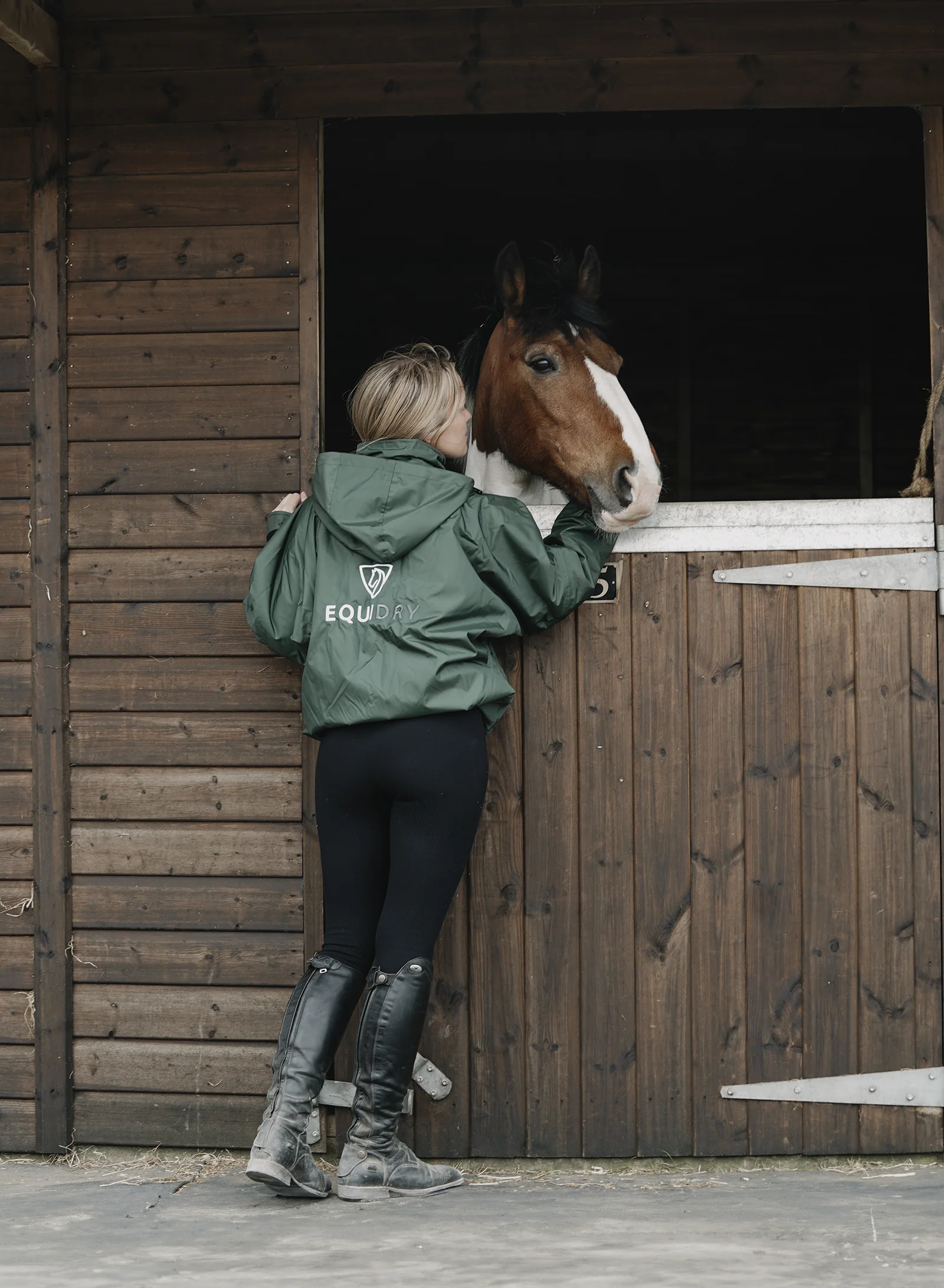 Shortie Women's | Thin Fleece | Black Forest Green - Image 6