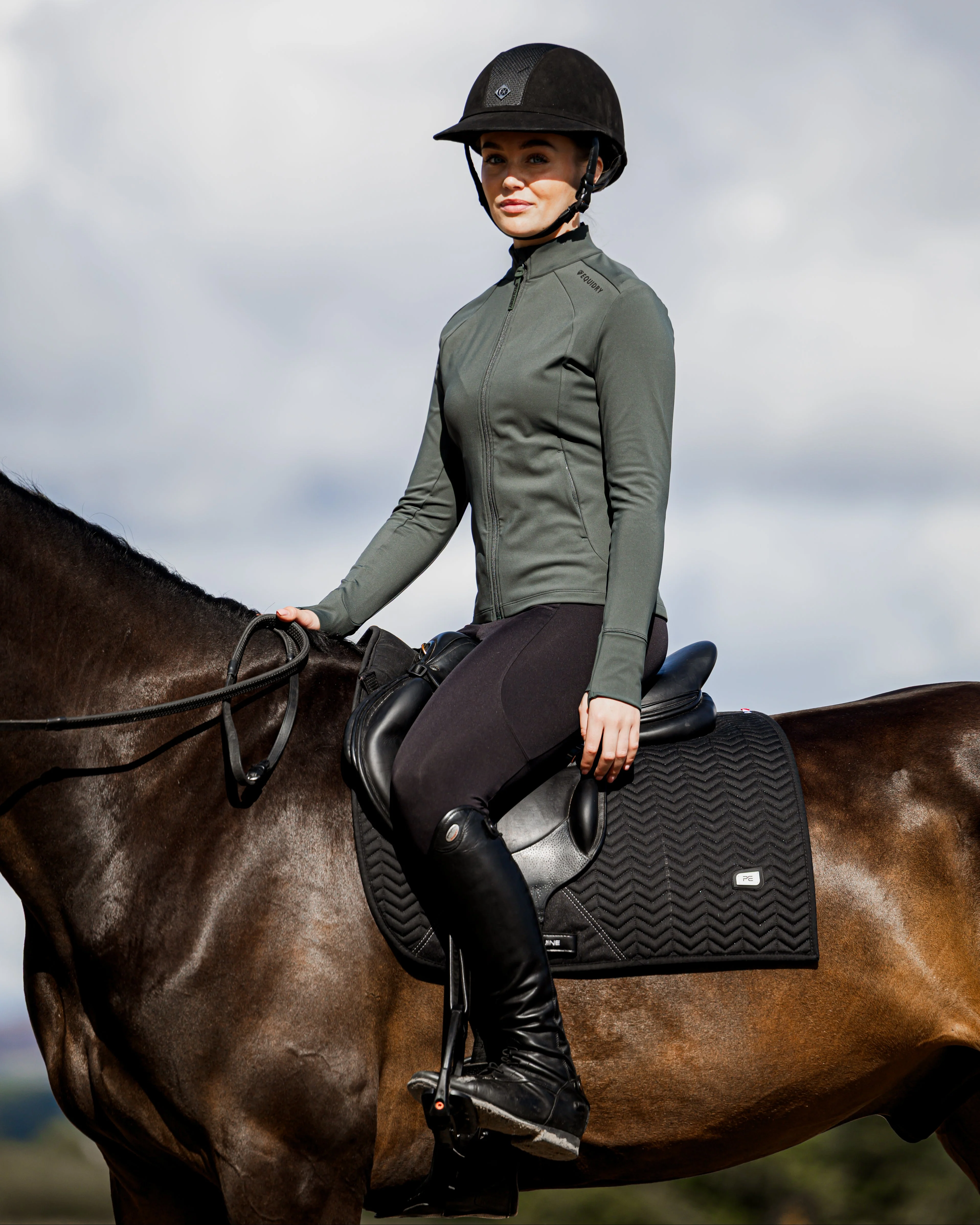 Women's Water Repellent Zip up Top | Black forest Green/Black - Image 2