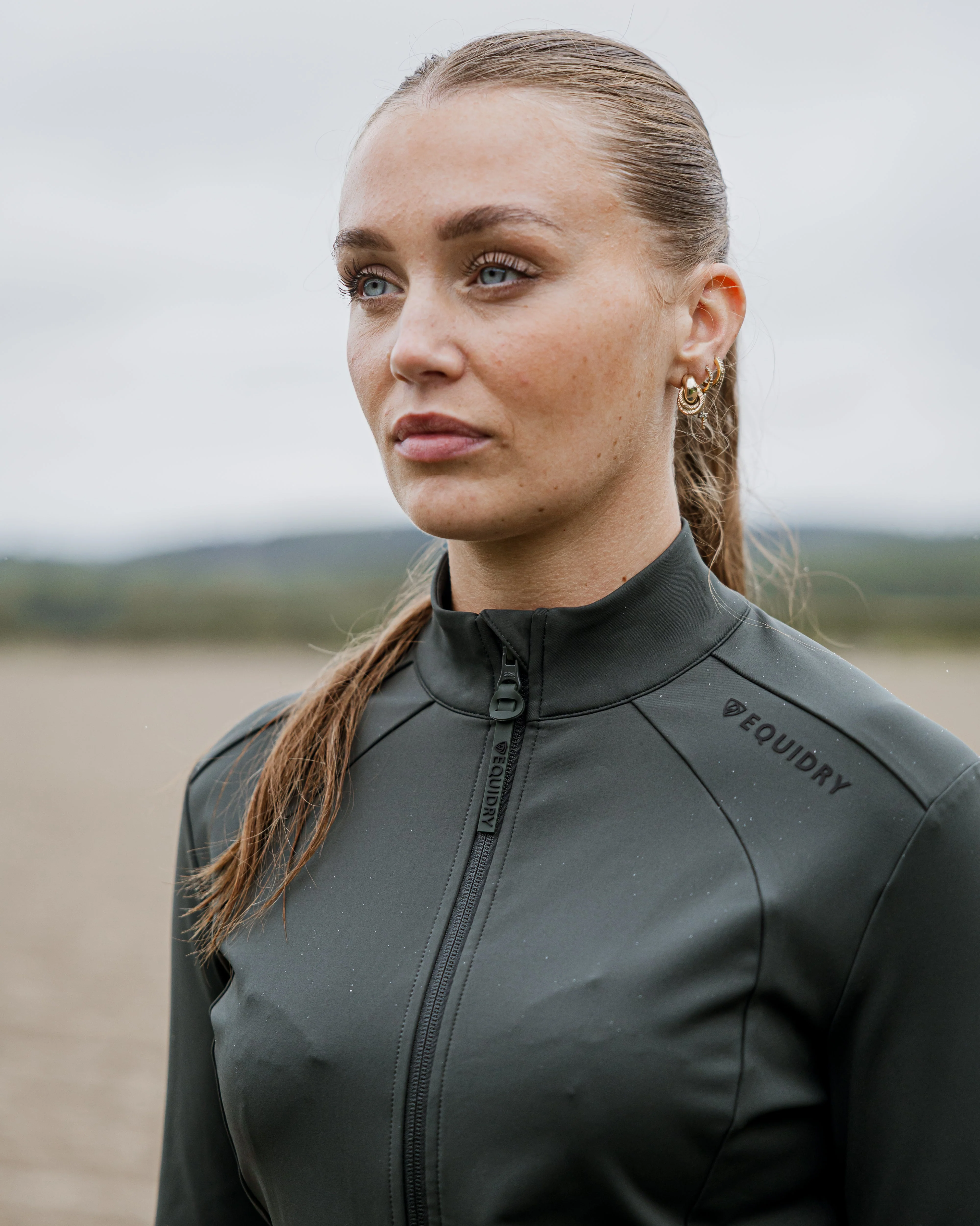 Women's Water Repellent Zip up Top | Black forest Green/Black - Image 4